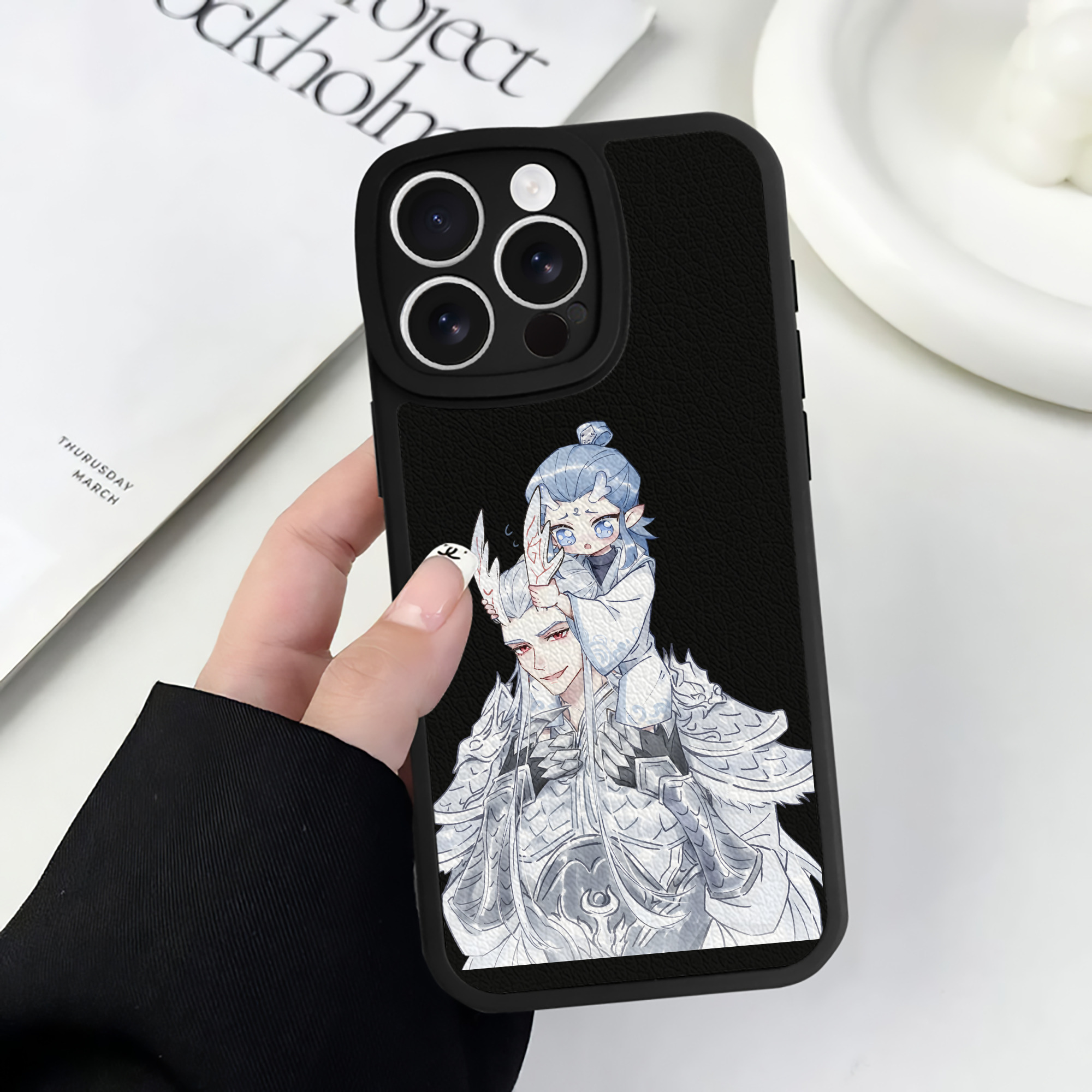 （画像用） Ne Zha 2 ナタ 魔童の大暴れ 【iPhone 16シリーズ対応】シリコンスマホケース（レザー調） 材質：シリコン